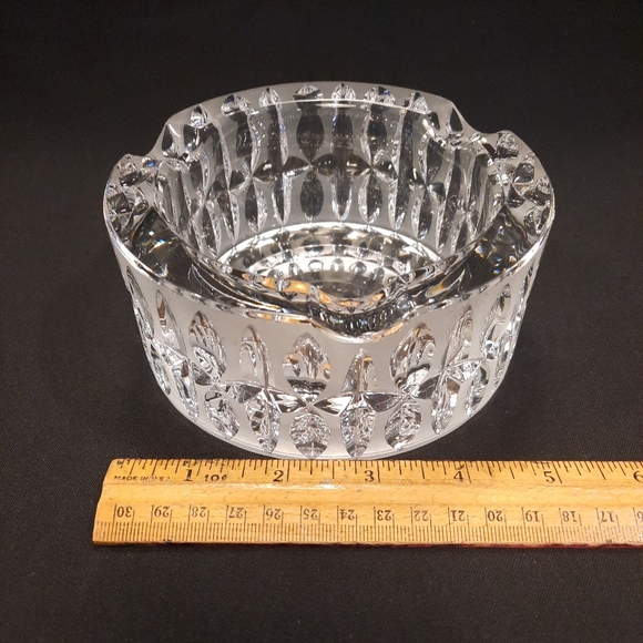 Vintage Cut Crystal Frosted Clear Glass Cigar Cigarette Ashtray 5” - Picture 8 of 8